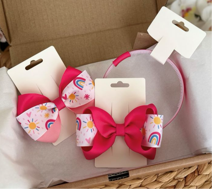 Kit 2 Laços Arco-íris Rosa + Bandolete